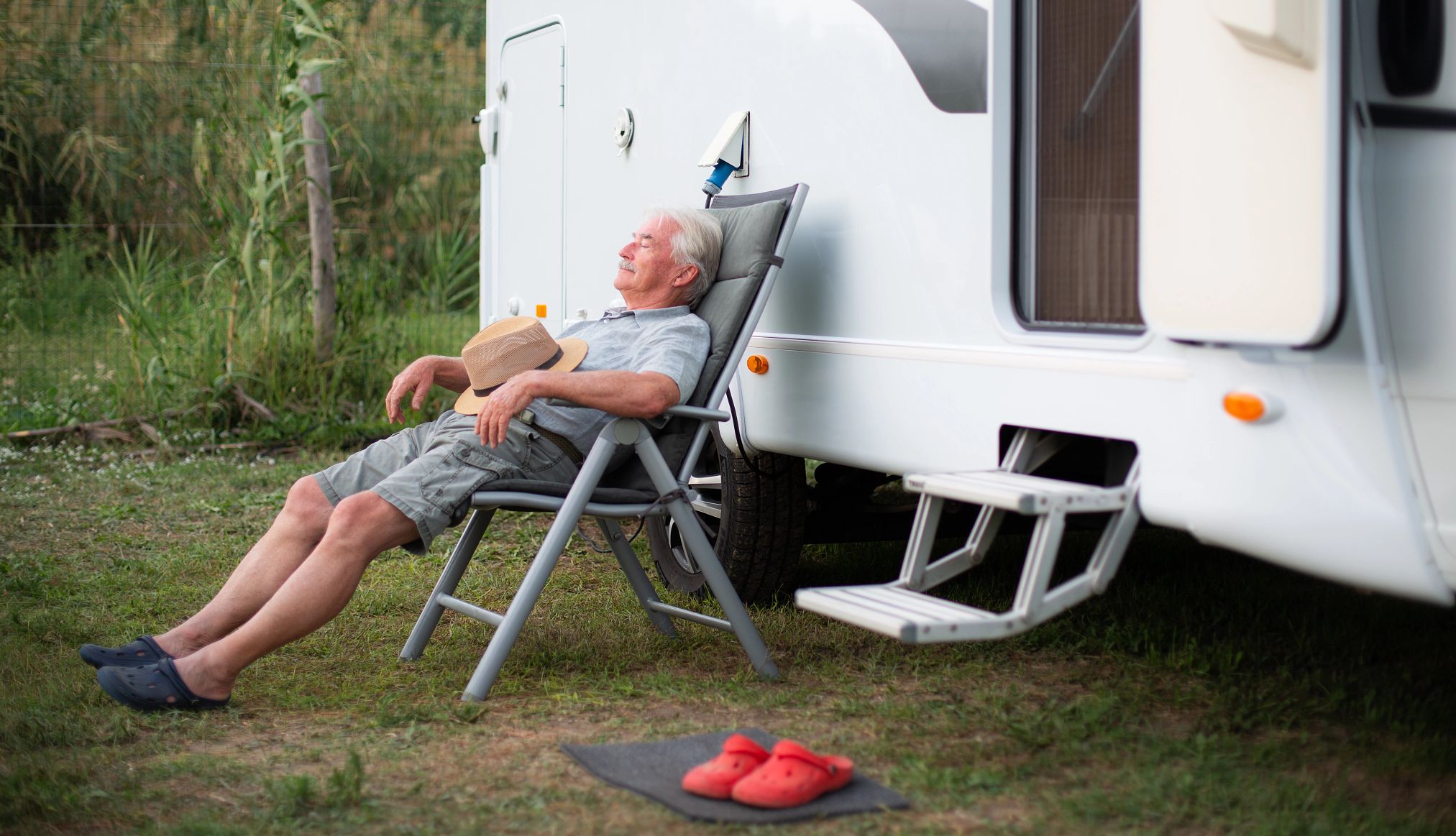 Ditch the Stress: Simple RV Life Wins